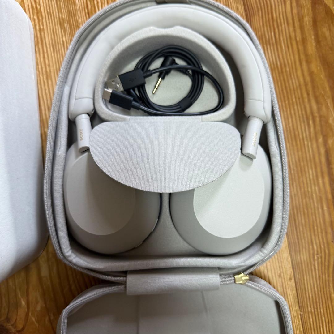 SONY WH-1000XM5 ワイヤレスヘッドフォン