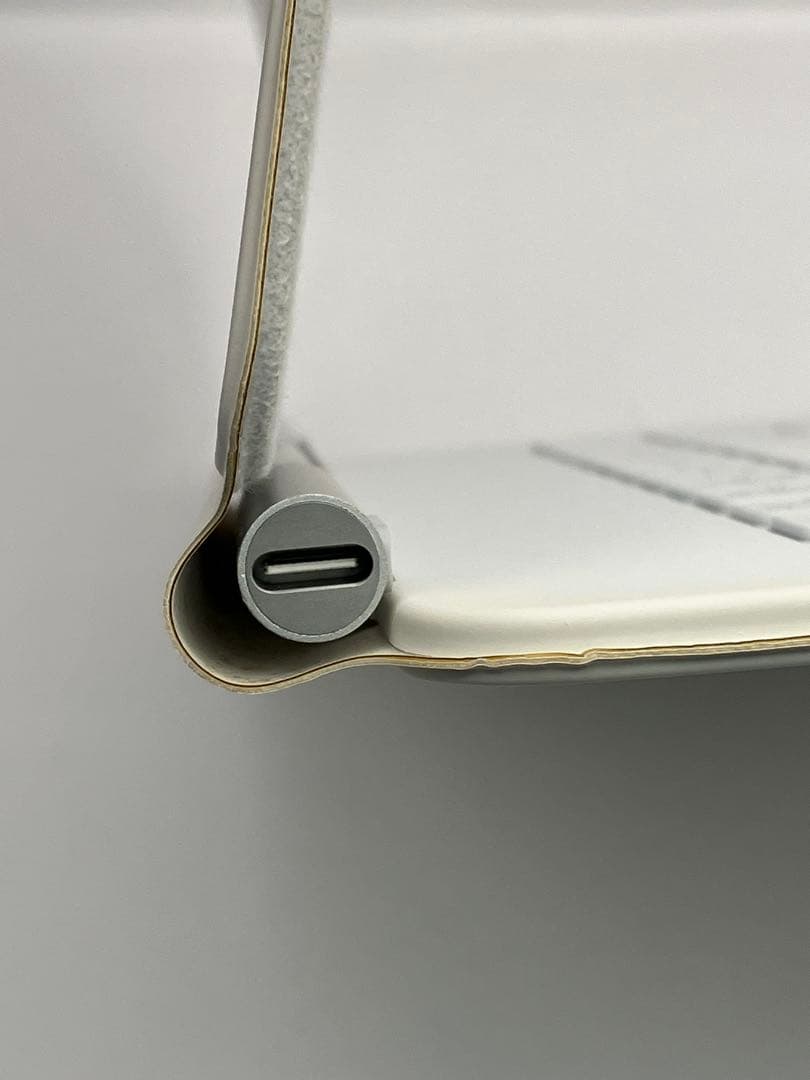 【美品】Apple 純正 Magic Keyboard 11インチ用　Y