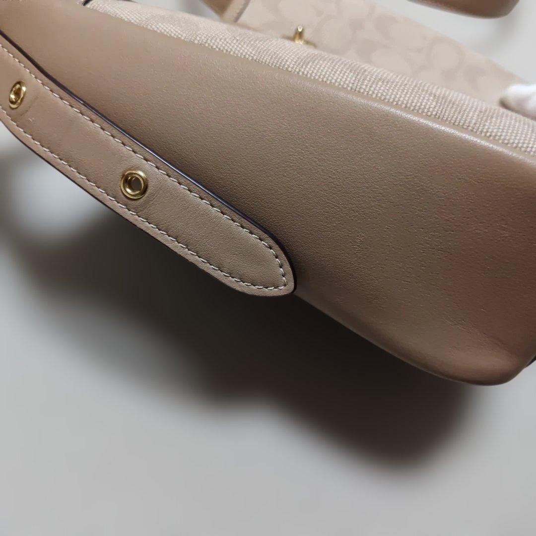 ✿これで最終✿ COACH ショルダーバッグ シグネチャーキャンバス ベージュ