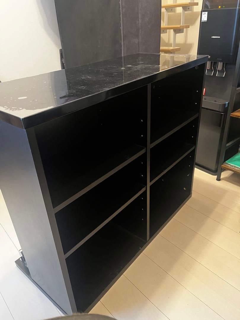 レンガ模様 バーカウンター ガラス天板付き