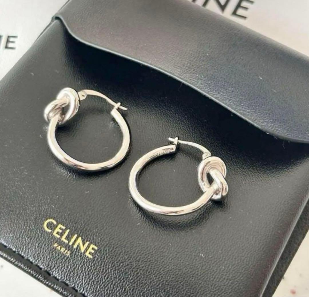 【極美品】CELENEノットスモールフープピアス シルバー 2つセット