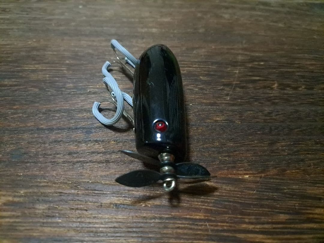 トップウォータージャンキー　ミルヘッドターキー　ブラック　レッドアイ