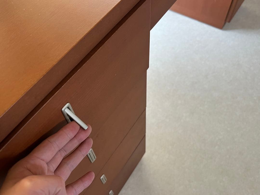 桐　国産木製家具　テーブル/ドレッサー/デスク/タンス