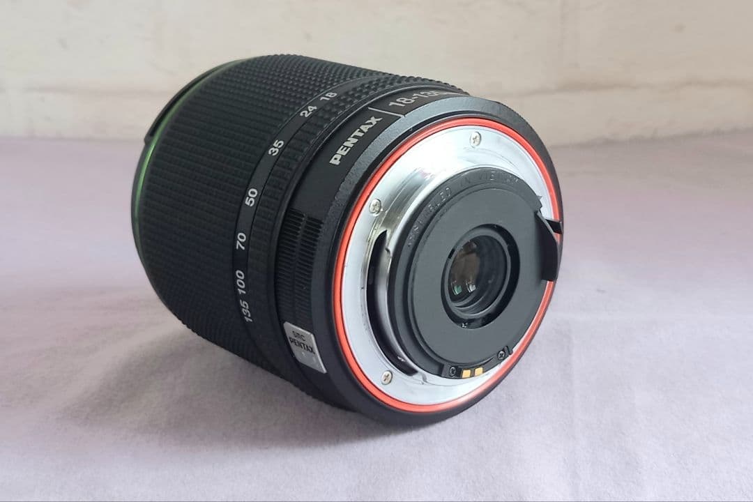 新品同様　PENTAX-DA 18-135 F3.5-5.6ED AL[IF]