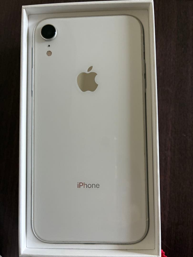 【美品】Apple iPhoneXR ホワイト 128GB simフリー