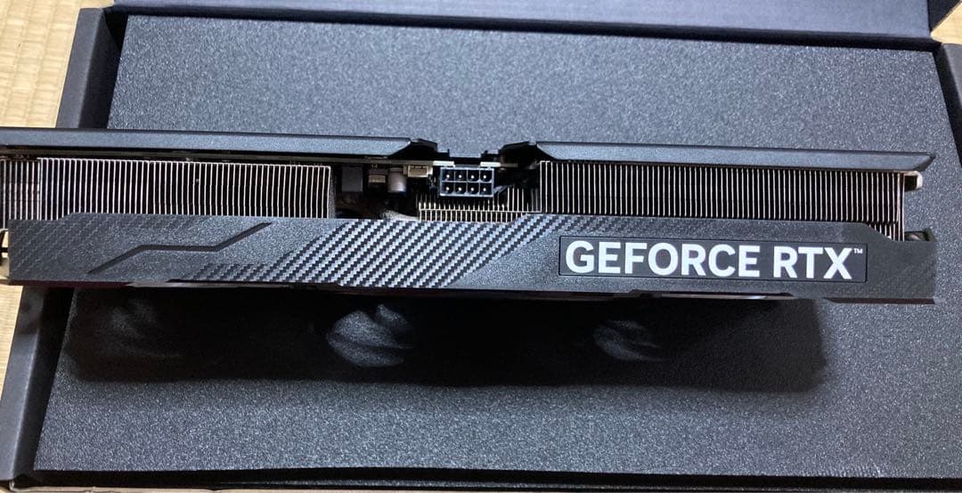 GeForce RTX4070 12GB GALAKURO トリプルファン