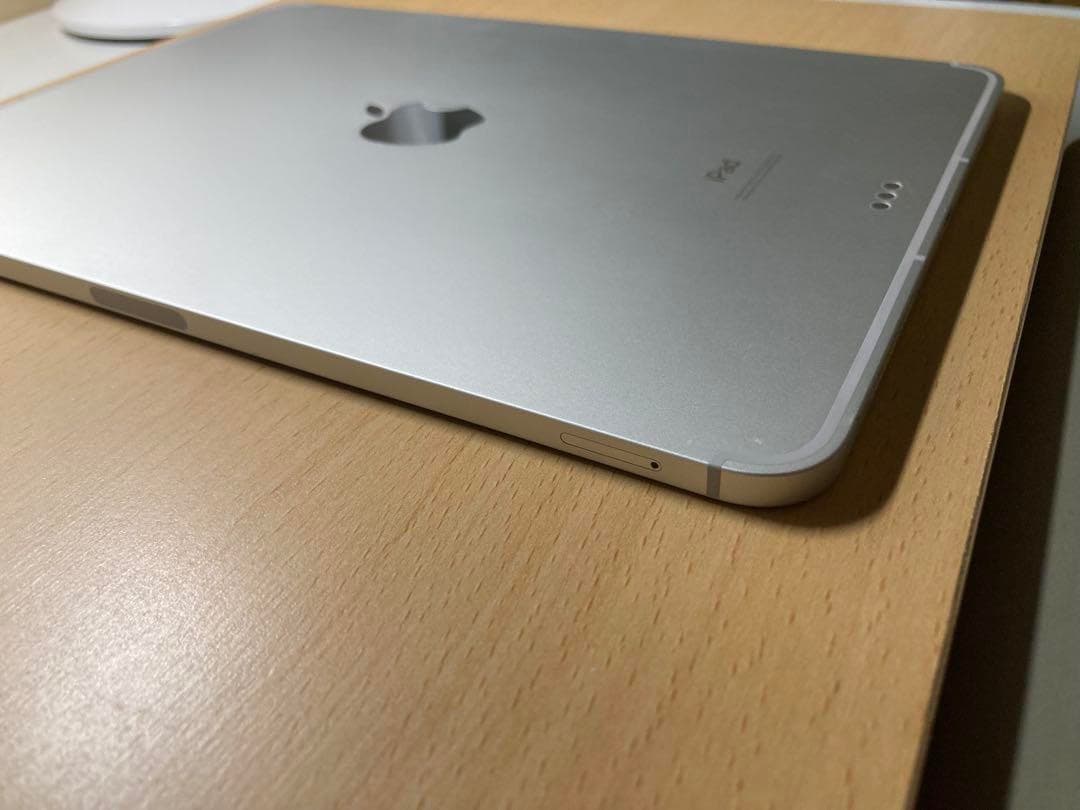 iPad Air 第4世代 256GB Wi-Fiモデル　シルバー