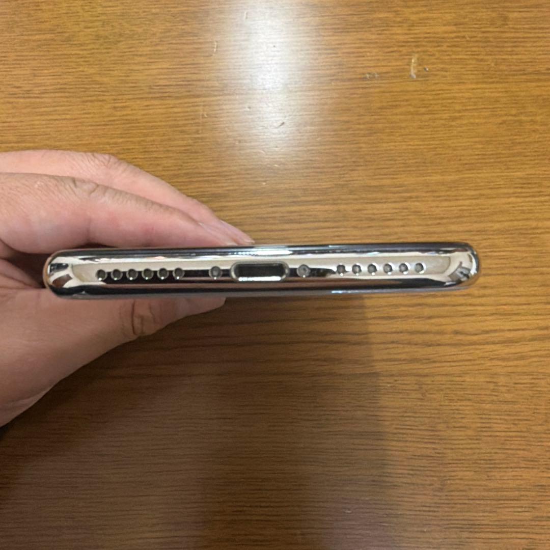 【美品】iPhone X 64GB バッテリー82%