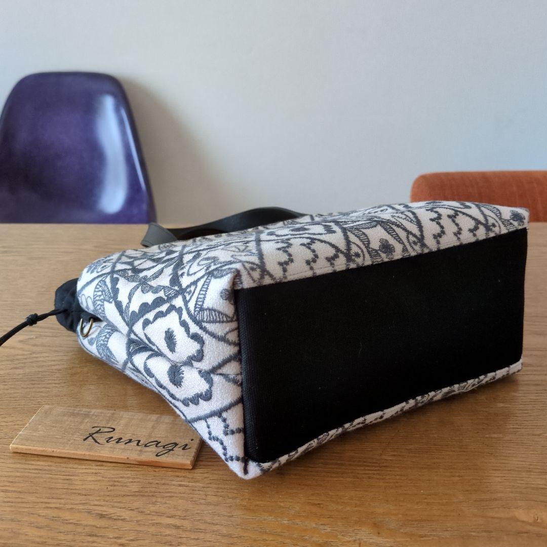 あおりポケットの巾着バッグ＊ミナペルホネン Symphony