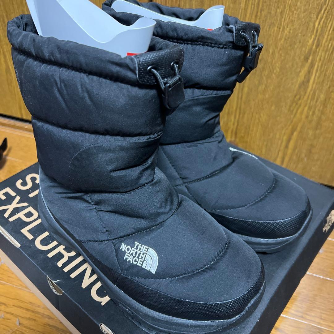 ノースフェイス　ブーツ　NF52077