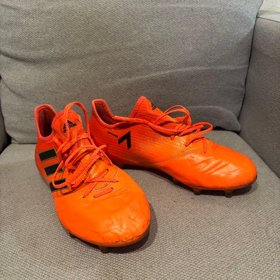 adidas サッカースパイク