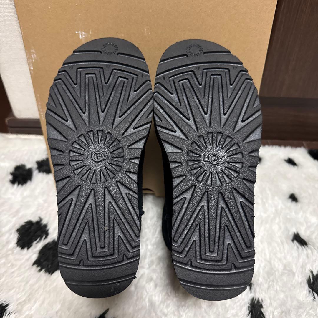 UGG W CLASSIC MINI PLATFORM ブラック 24cm