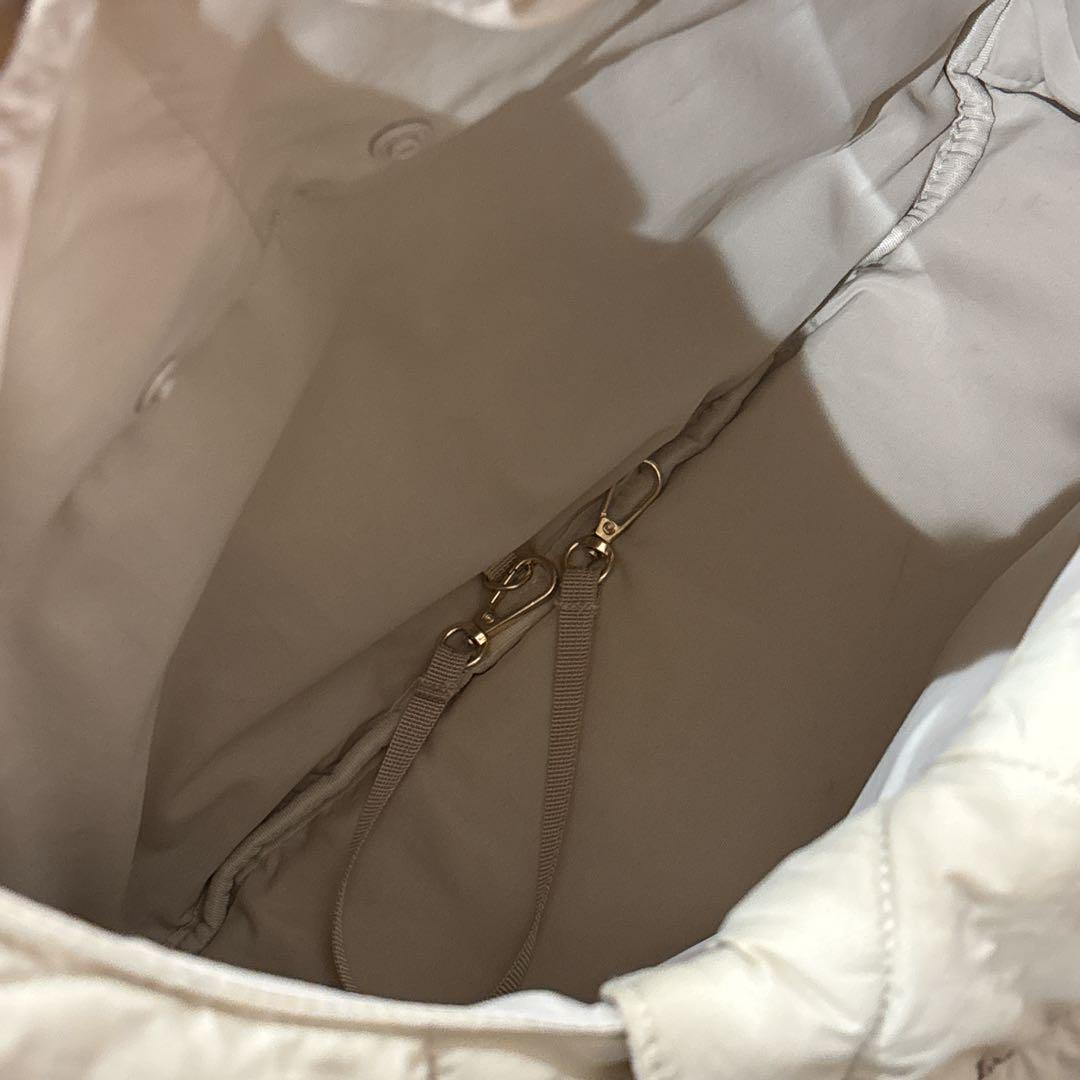 moncheri キルティング フロントリュック ペットキャリー S ベージュ