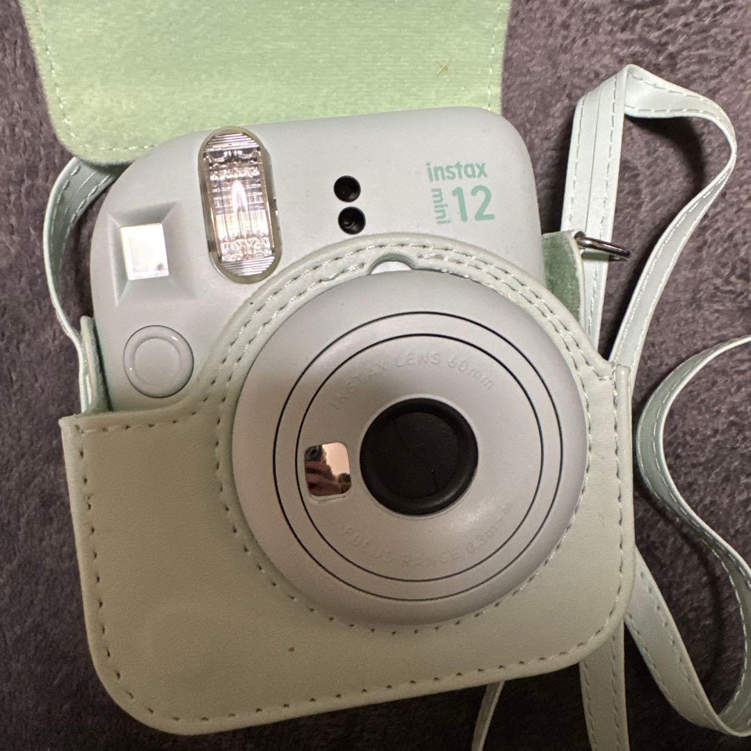 富士フイルム instax mini 12 ミントグリーン 肩掛けポーチ付き