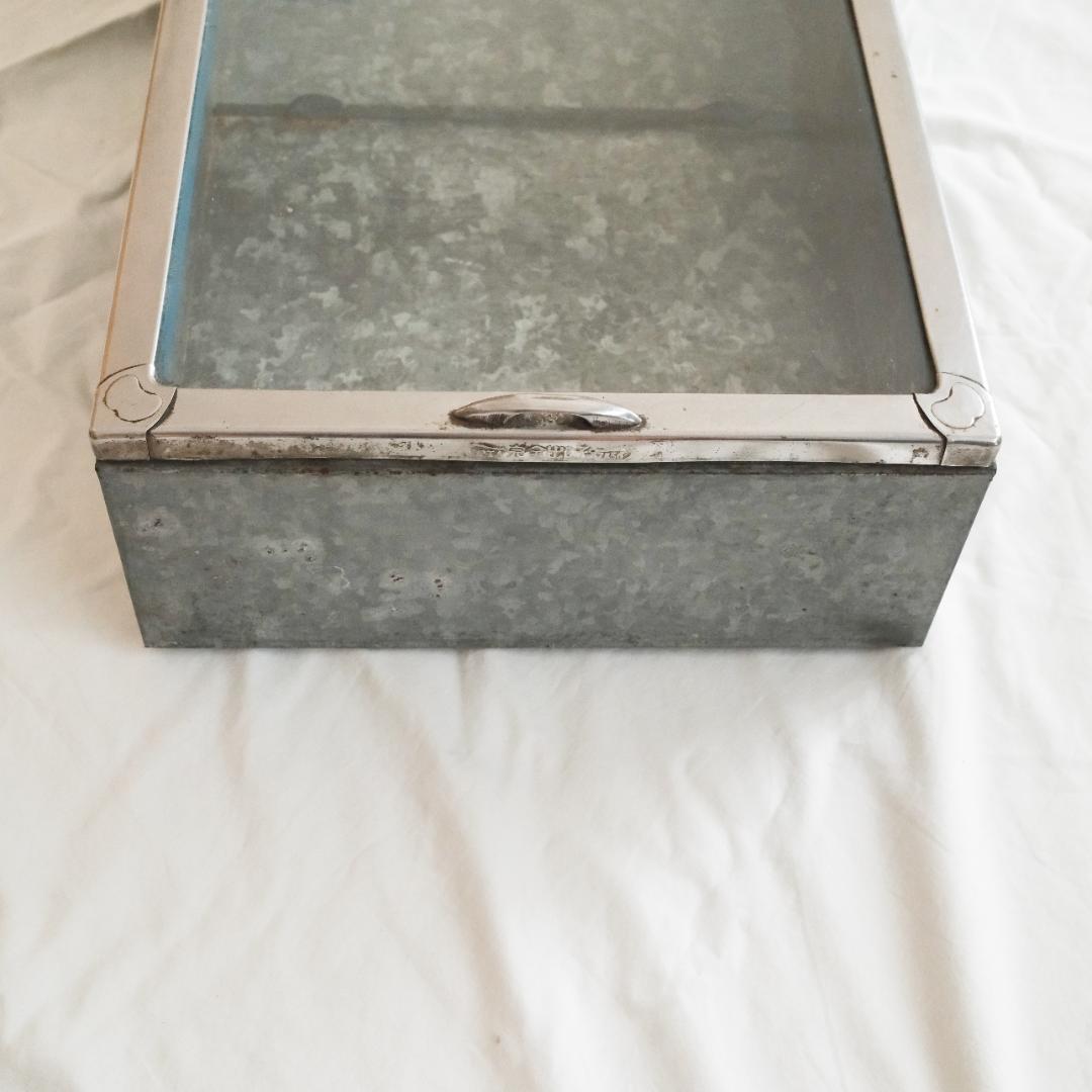 【アンティーク】ガラスケース