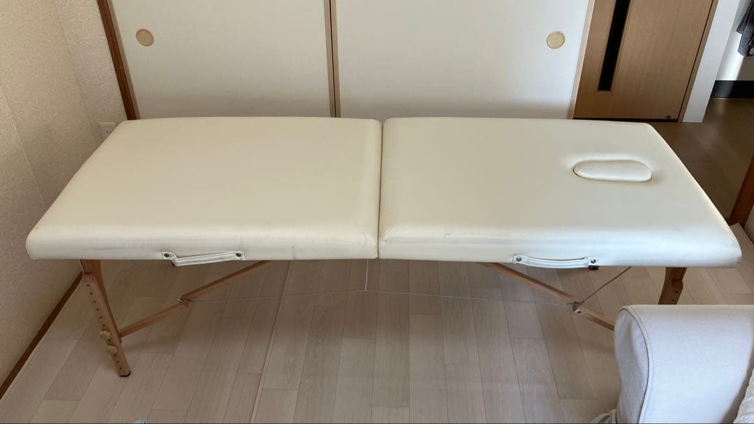 SEVEN BEAUTY 折りたたみ マッサージベッド