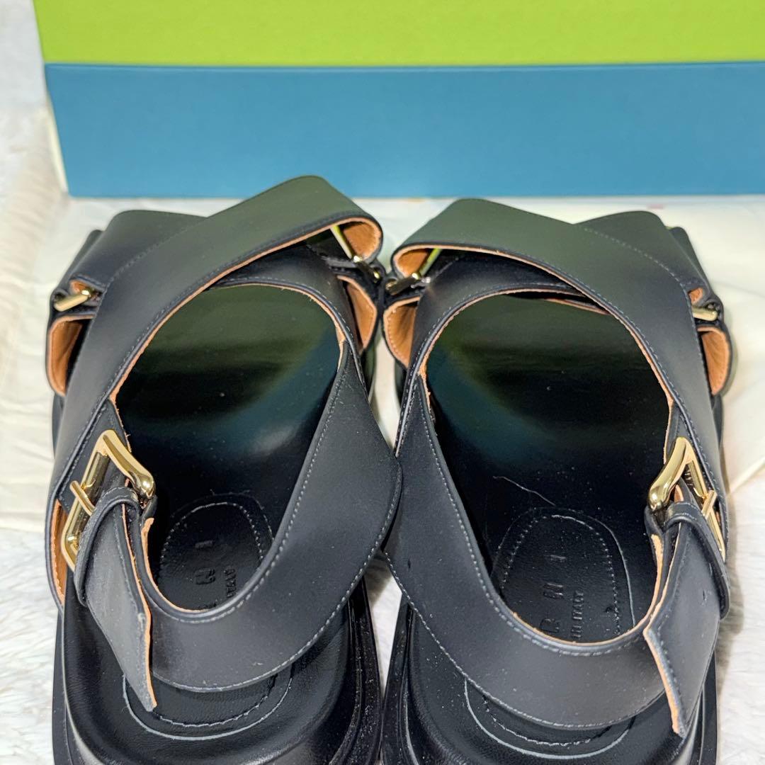 ⭐️新品未使用⭐️　MARNI　クロスフラット　ナッパーレザー　フスベットサンダル