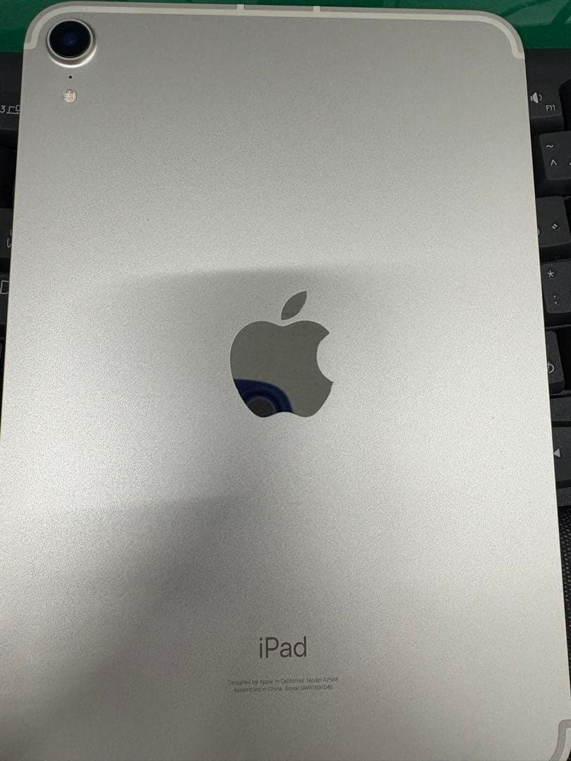 ひろ　iPad mini第6世代 64GB SIMフリー