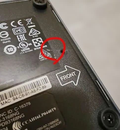 Intel NUC ミニPC Windows風 Ubuntu Linux