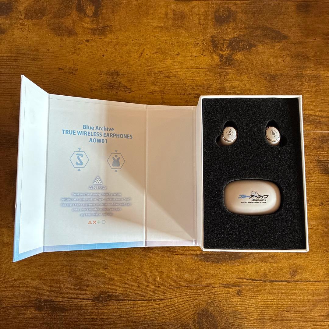 ONKYO×ブルーアーカイブ AOW01 ワイヤレスイヤホン アロナ　ケース付き