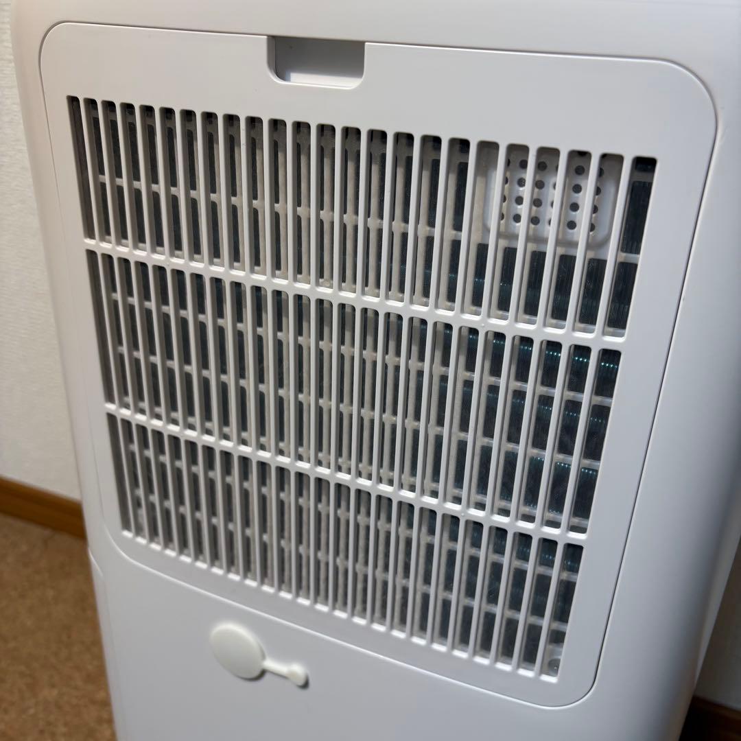 【美品】SHARP衣類乾燥機 除湿機 8畳 CV-N71-W 2022年製