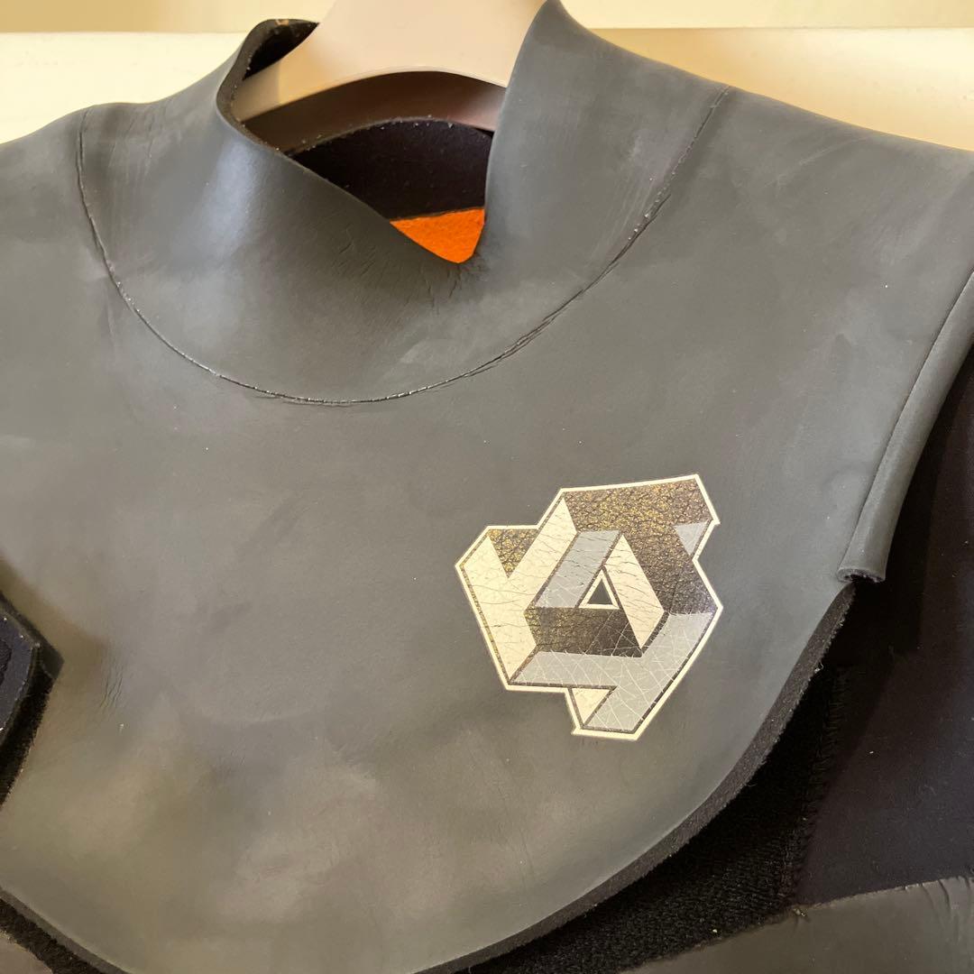 セミドライ3mm　tutto ウェットスーツ　 ブラック/イエロー