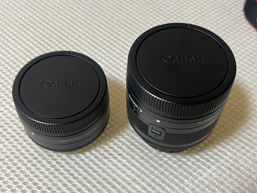 Canon EOS M100 Wレンズキット