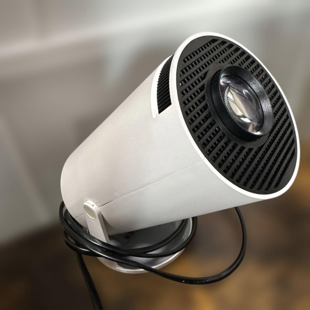 ホワイトプロジェクター 本体 HDMI USB