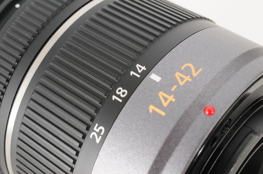 【手振補正】パナソニック LUMIX 14-42mm H-FS014042