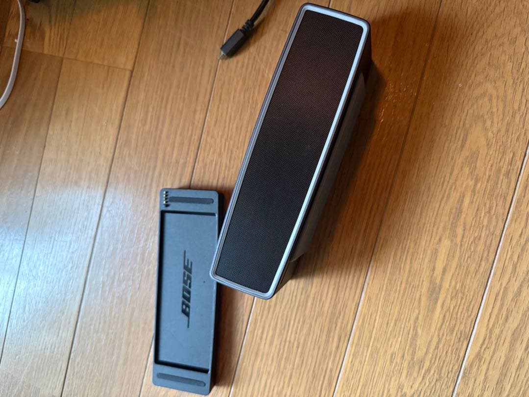 BOSE ワイヤレススピーカー 本体と充電器付き