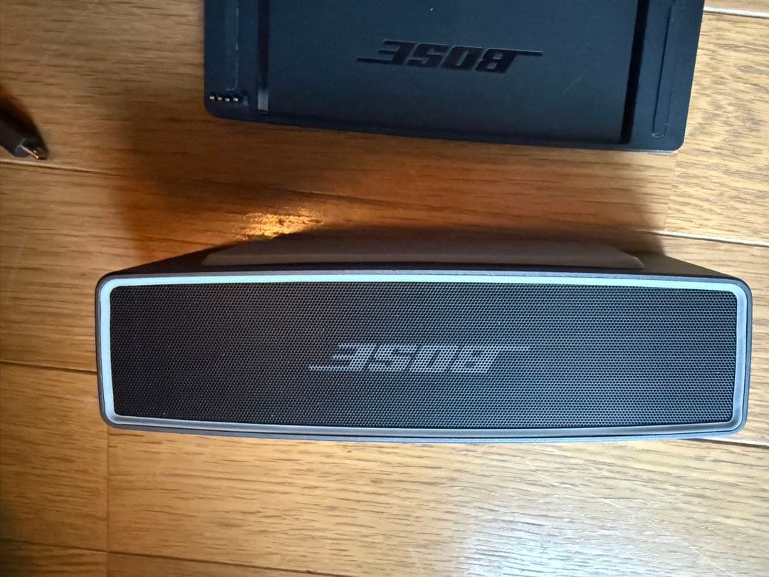 BOSE ワイヤレススピーカー 本体と充電器付き