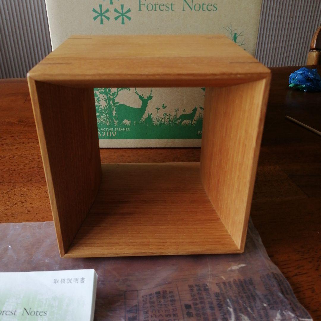 “森との共生”を掲げた木枠状のBluetoothスピーカー 希少品