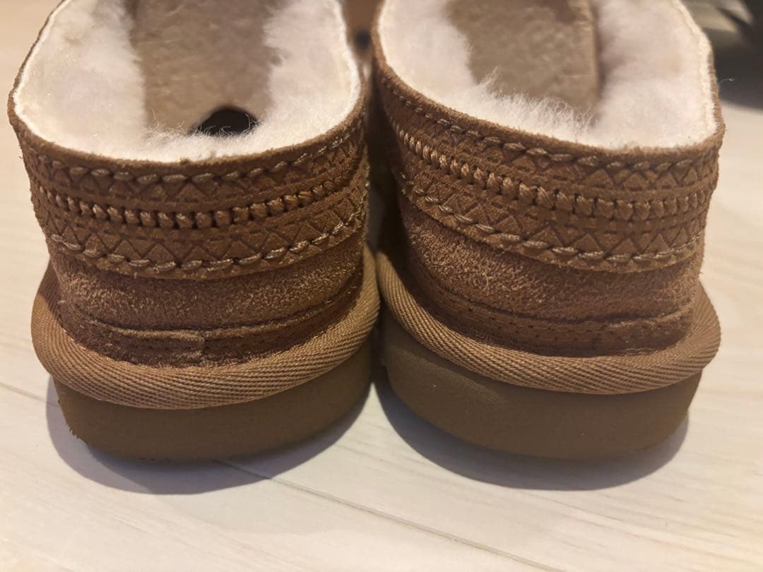【新品】UGG NEUMAN チェスナット　24.0㎝