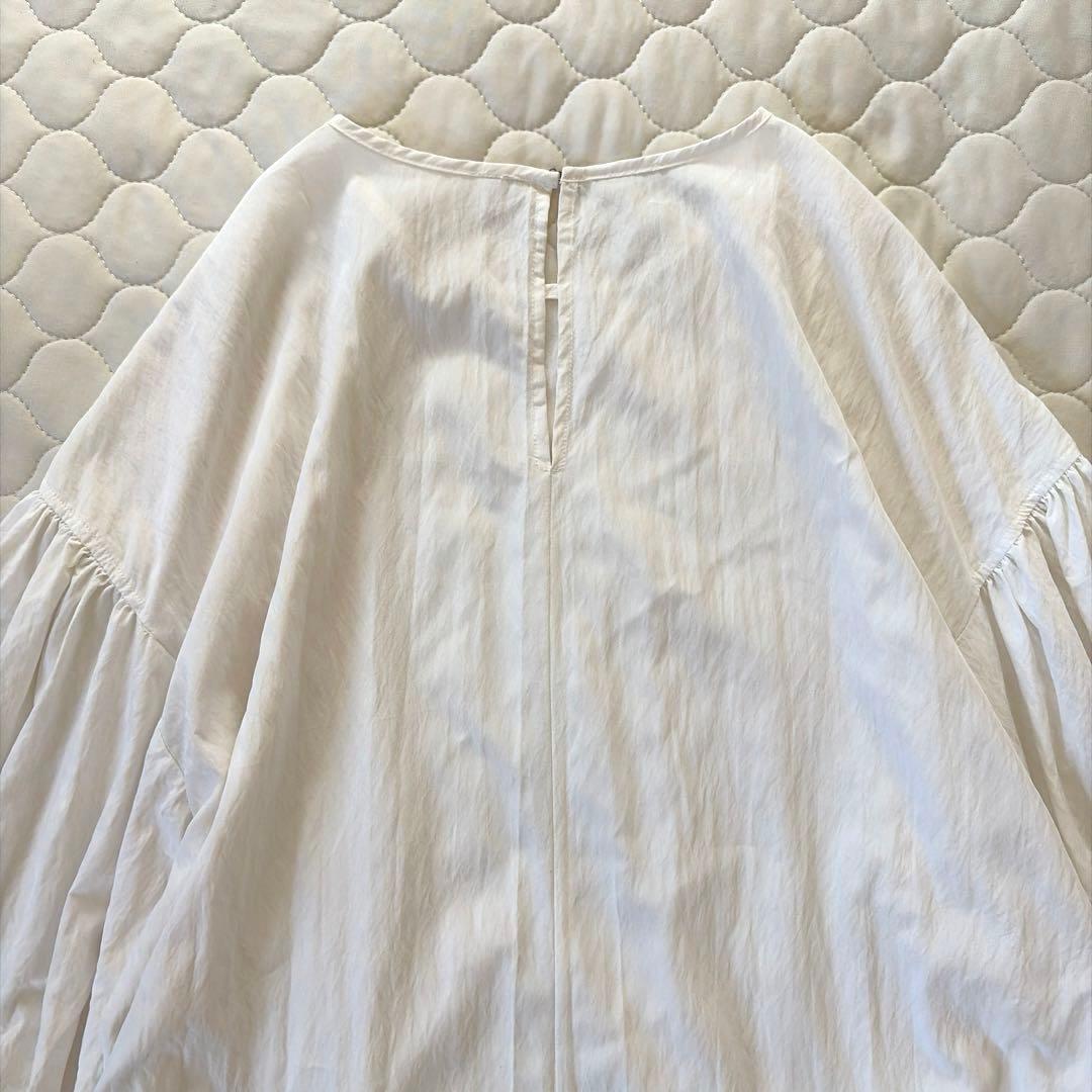 【美品】BEARDSLEY✴︎LIVETART ギャザーカフスシャツ　ホワイト