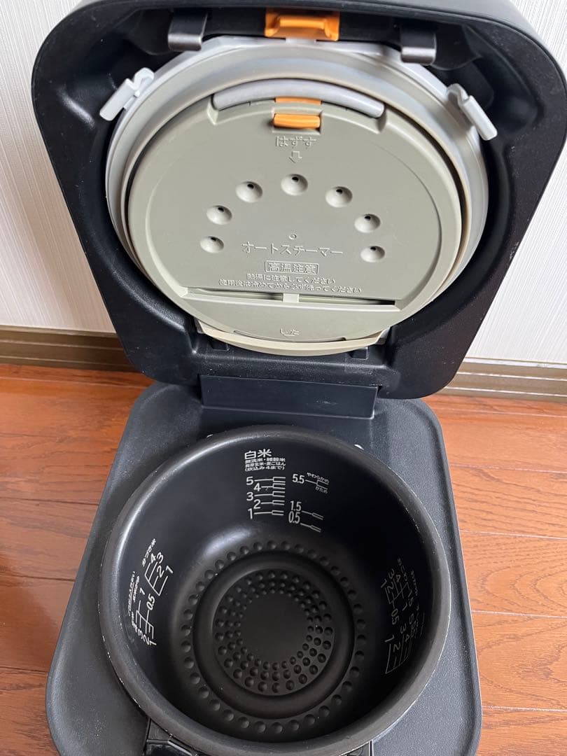 HITACHI IH炊飯器 マットブラック　RZ-V100FM