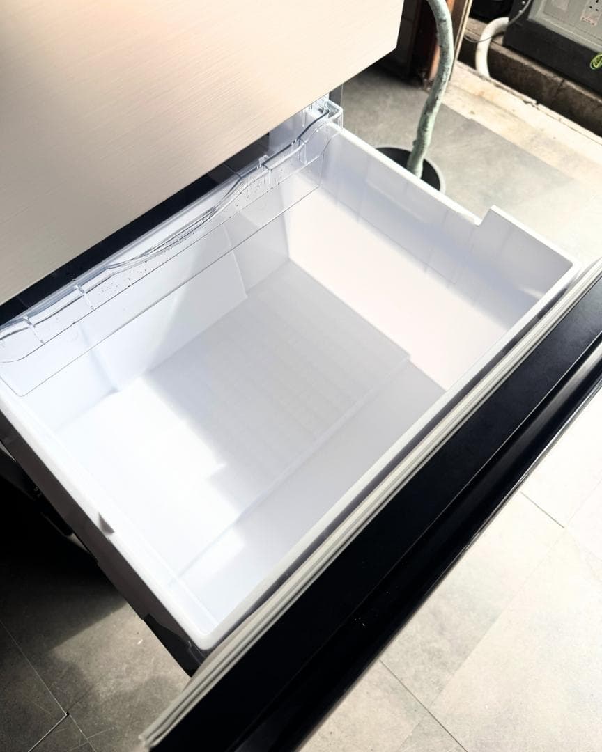 設置まで✨ HITACHI ファミリー用大型冷蔵庫 265L✨ 2025年製⭕️