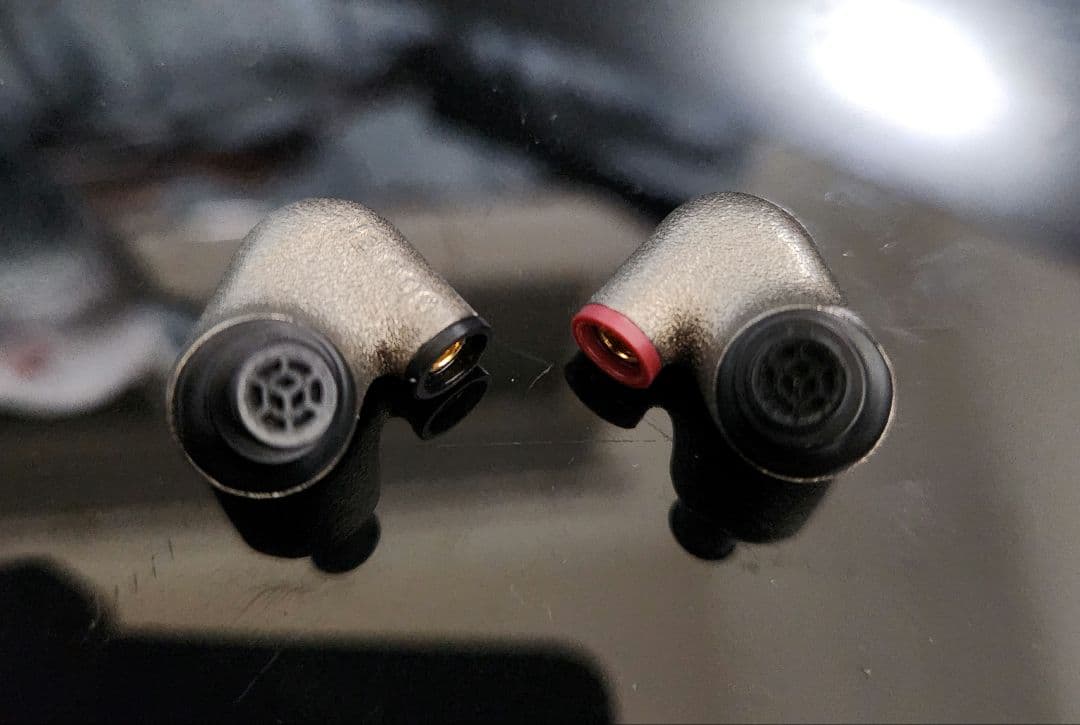 イヤホン Sennheiser IE 600