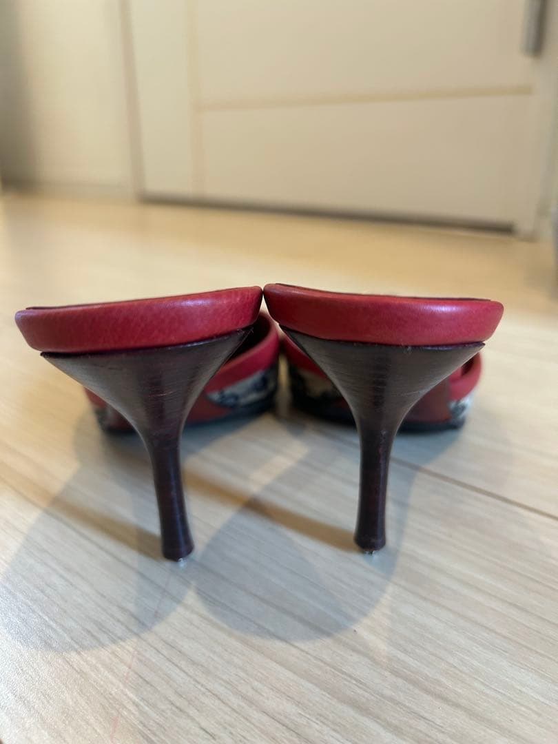 Gucci パンプス