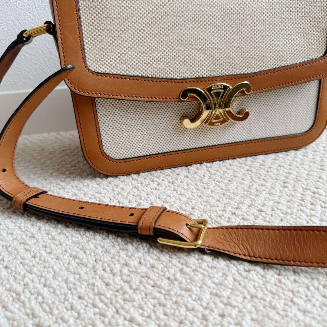 CELINE セリーヌ　ティーントリオンフ　ナチュラルタン　ショルダーバッグ