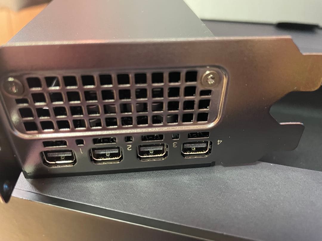 【未使用品】RTX 4000 SFF Ada Generation グラボ