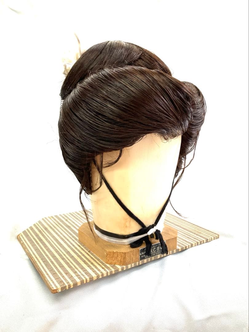 辰巳7号サイズ(編み無しタイプ)夜会巻き、中古舞踊かつら、大衆演劇かつら、簪付き