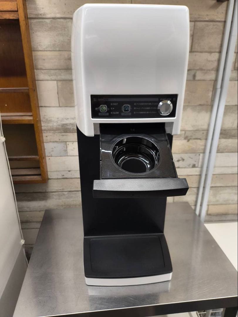 サンデン製 ソフトクリームマシン CIM-20A スジャータシルクアイス 業務用