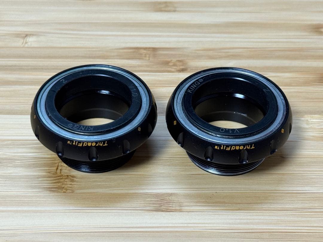 Chris King クリスキング Threadfit 30 BSA/JIS