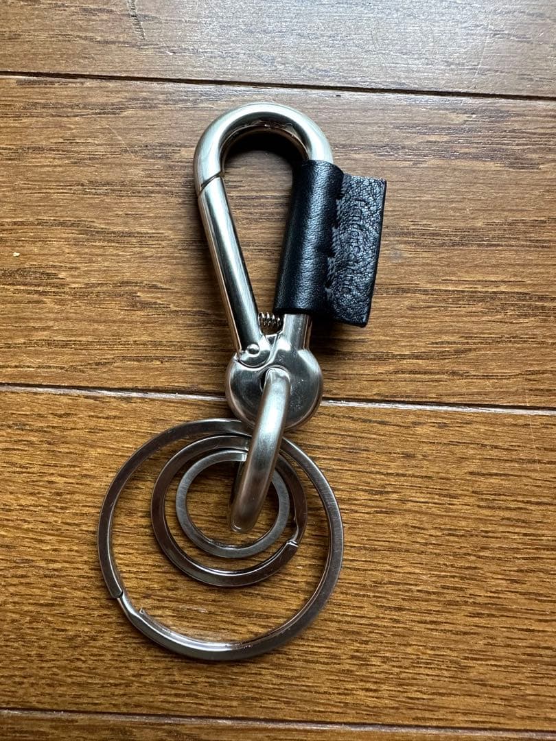 ほぼ未使用 エンダースキーマー カラビナ キーホルダー キーケース ブラック
