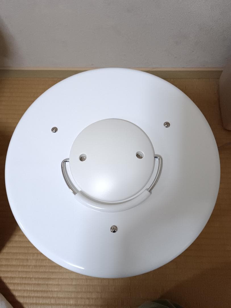 談話室　遠赤外線パネルヒーター１０００型