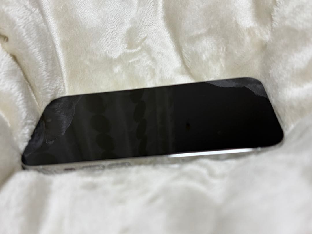 1/21日削除 美品 Apple iPhone 14Pro シルバーSIMフリー