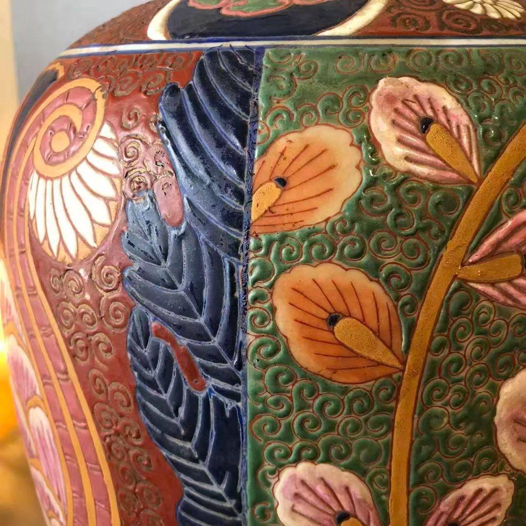 N406、骨董品　中国美術　豪華な中国 金彩花瓶　美品