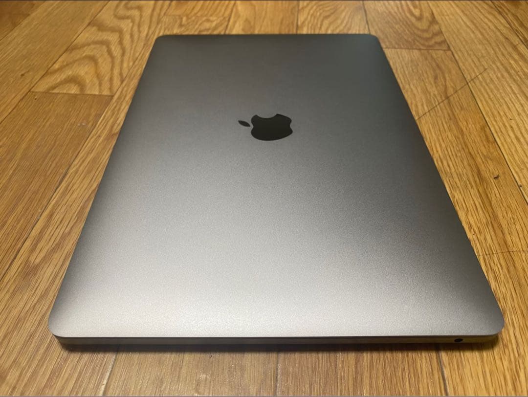 MacBook本体 Macbook pro 2017 ram 16g ssd 256