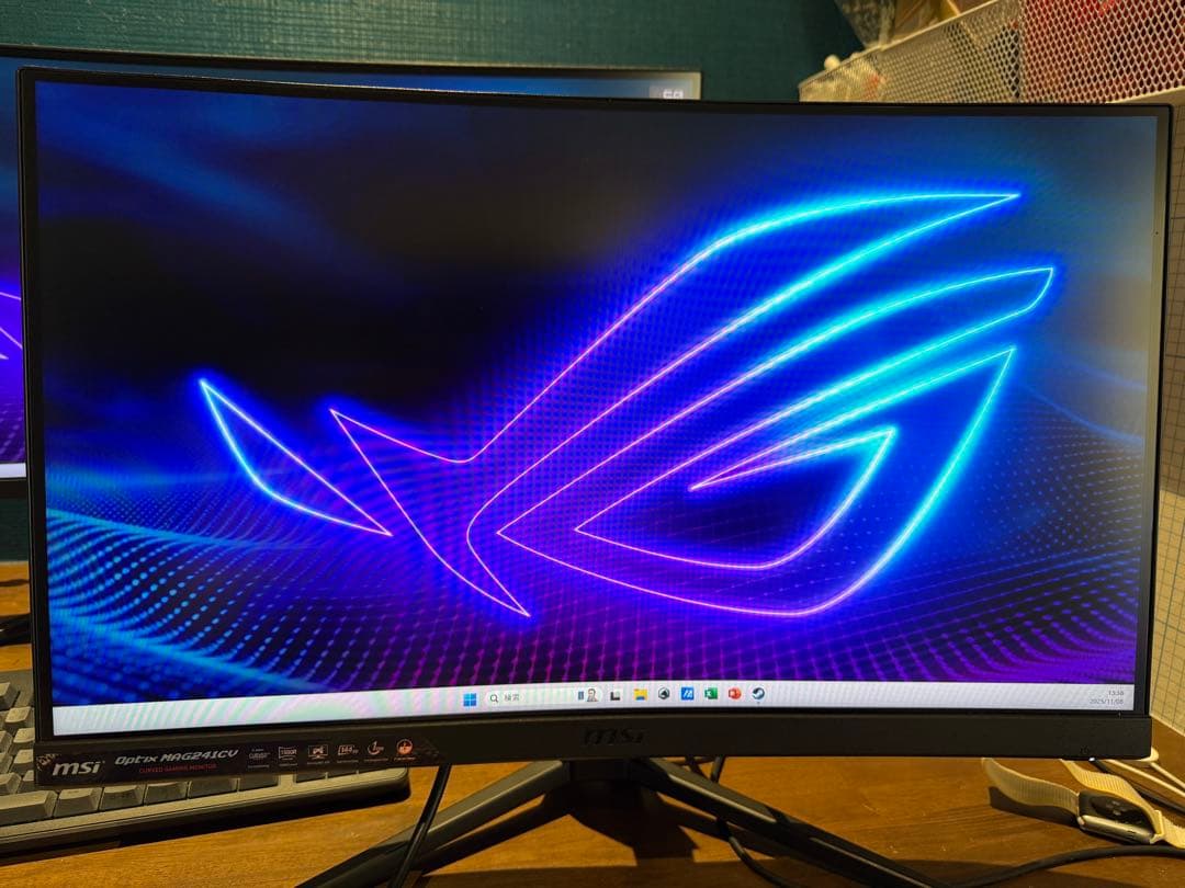 MSI Optix MAG241CV 湾曲パネル採用 ゲーミングモニター