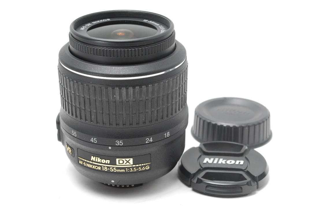 【美品 箱付き】少ないショット数♪初心者おすすめ一眼レフ Nikon D3100